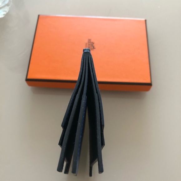Hermes Rabat H 8CC Card Holder - Picture 6 of 10